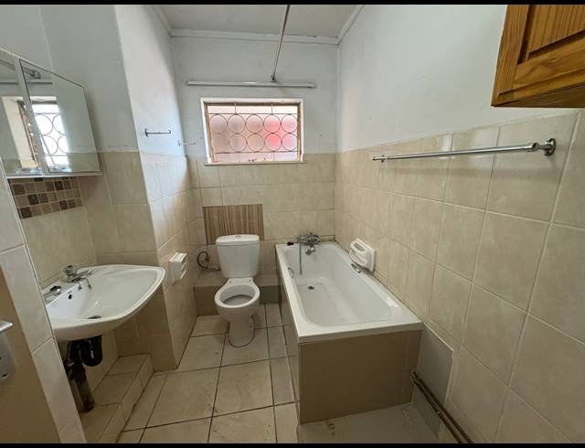 2 BEDROOM APARTMENT FOR SALE IN THREE RIVERS